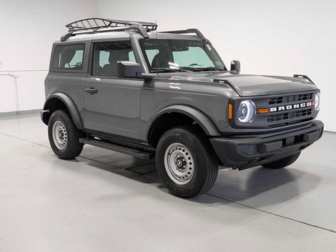 Used 2025 Ford Bronco 2-Door AWD/4WD image 6