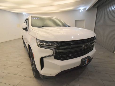Used 2022 Chevrolet Tahoe RST w/ Luxury Package AWD/4WD image 7