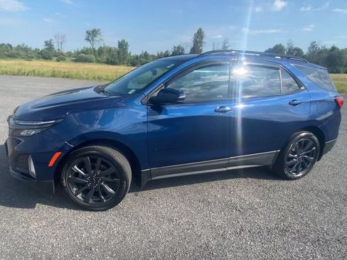 Used 2023 Chevrolet Equinox RS AWD/4WD image 4