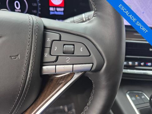 Used 2023 Cadillac Escalade Sport Platinum w/ LPO, ONYX Package AWD/4WD image 21