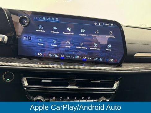 Used 2026 Chevrolet Traverse High Country w/ LPO, Floor Liner Package FWD image 4