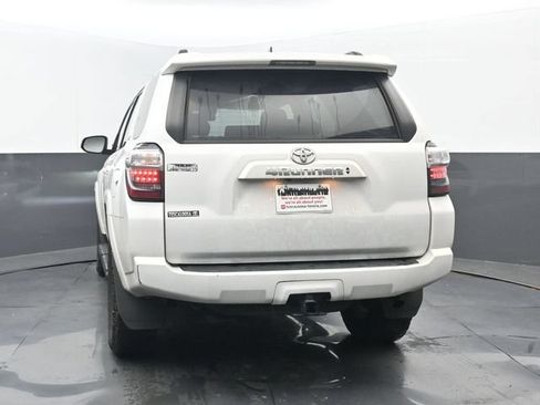 Used 2024 Toyota 4Runner SR5 Premium w/ Moonroof Package AWD/4WD image 4
