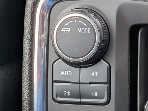 Used 2020 Chevrolet Silverado 2500 High Country w/ Technology Package image 29