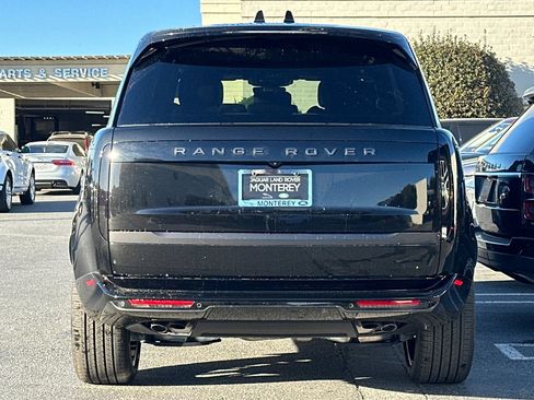 New 2026 Land Rover Range Rover Long Wheelbase SE image 4