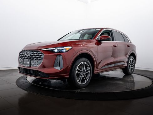 Certified 2025 Audi Q5 Premium Plus w/ Premium Plus image 6