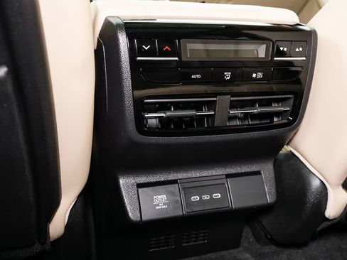 Certified 2025 Acura MDX w/ Technology Package image 26