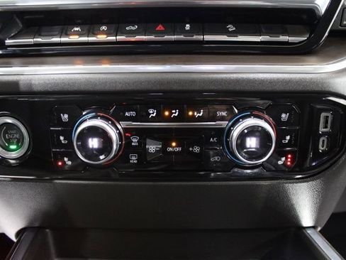 Used 2023 GMC Sierra 1500 SLT w/ SLT Premium Package AWD/4WD image 36