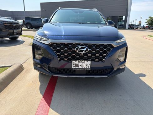 Used 2020 Hyundai Santa Fe Limited w/ Cargo Package FWD image 2
