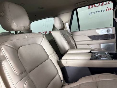 Used 2020 Lincoln Navigator Reserve w/ Luxury Package AWD/4WD image 18