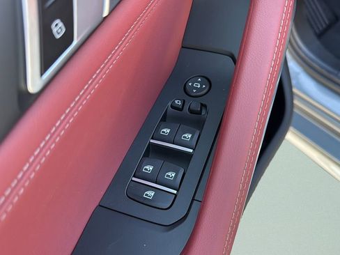 New 2026 BMW X6 xDrive40i image 8