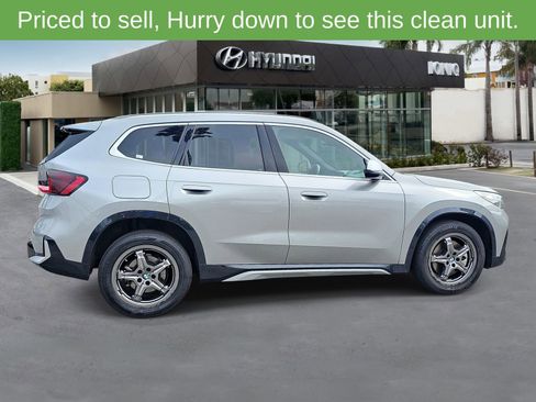 Used 2024 BMW X1 xDrive28i AWD/4WD image 2