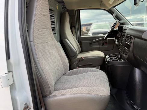 Used 2019 Chevrolet Express 2500 w/ Driver Convenience Package RWD image 26