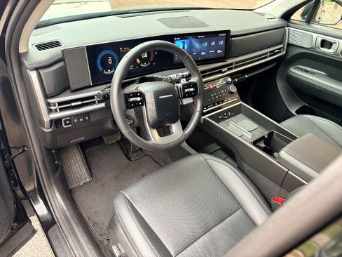 Used 2025 Hyundai Santa Fe SEL AWD/4WD image 10