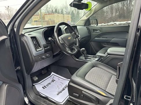 Used 2016 Chevrolet Colorado Z71 w/ Z71 Midnight Edition image 12