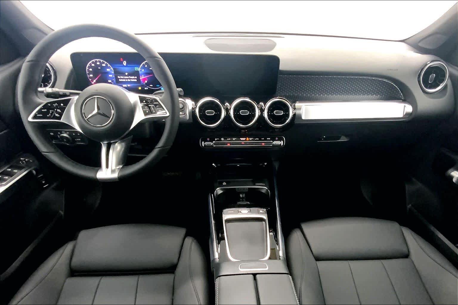 Used 2026 Mercedes-Benz GLB 250 image 18