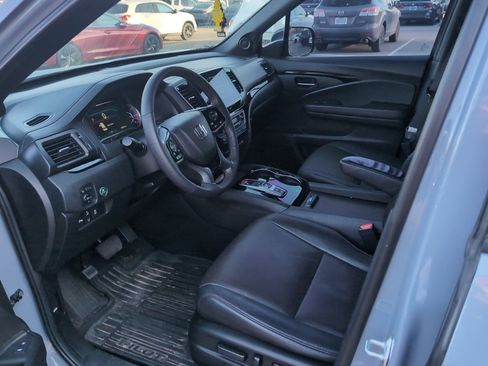 Used 2022 Honda Pilot Black Edition image 11