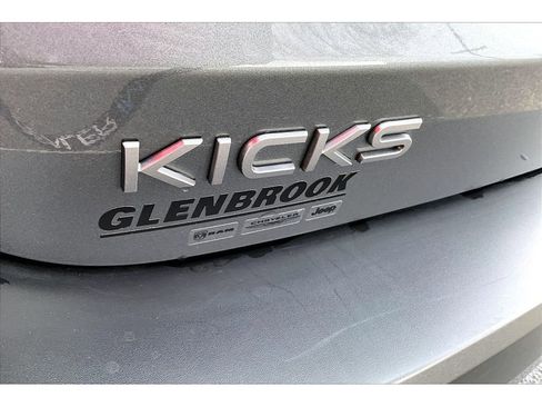 Used 2025 Nissan Kicks SV image 8