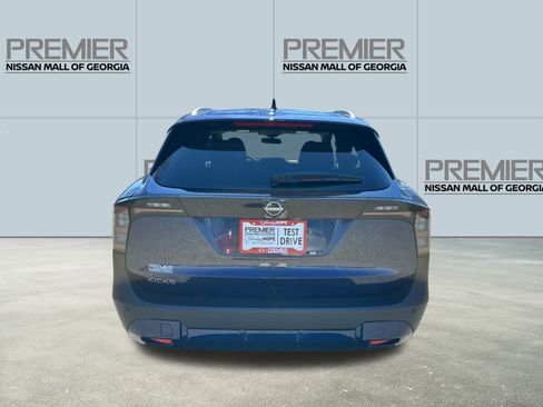 Used 2026 Nissan Kicks SV image 6