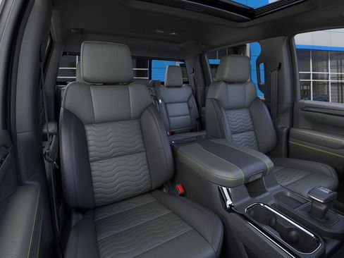 New 2026 Chevrolet Silverado 1500 ZR2 w/ Dark Appearance Package image 16