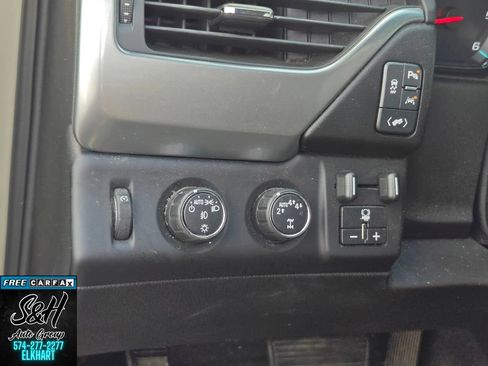 Used 2017 Chevrolet Tahoe Premier AWD/4WD image 12