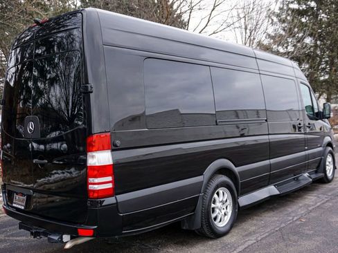 Used 2014 Mercedes-Benz Sprinter 2500 image 56