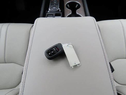 New 2026 Honda Pilot Elite image 32