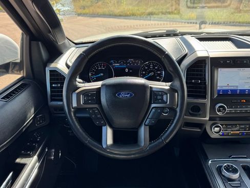 Used 2020 Ford Expedition XLT w/ Equipment Group 202A image 12