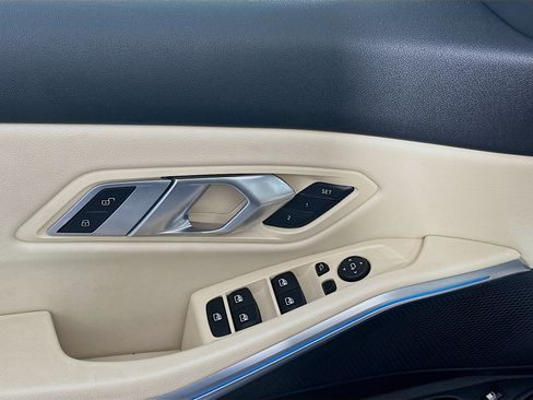 Used 2023 BMW 330e 330e image 15