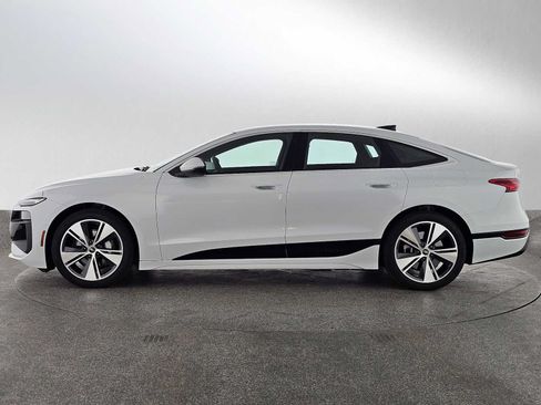 Used 2025 Audi A6 e-tron Premium Plus w/ Premium Plus RWD image 6