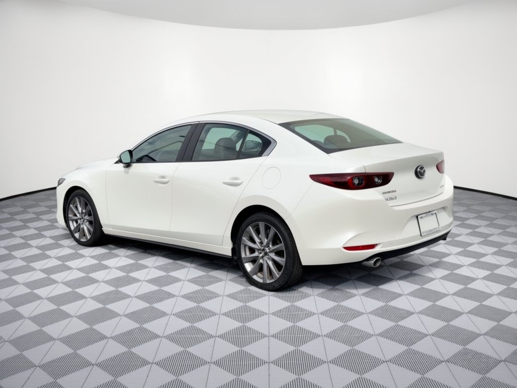 Used 2023 MAZDA MAZDA3 s FWD image 3