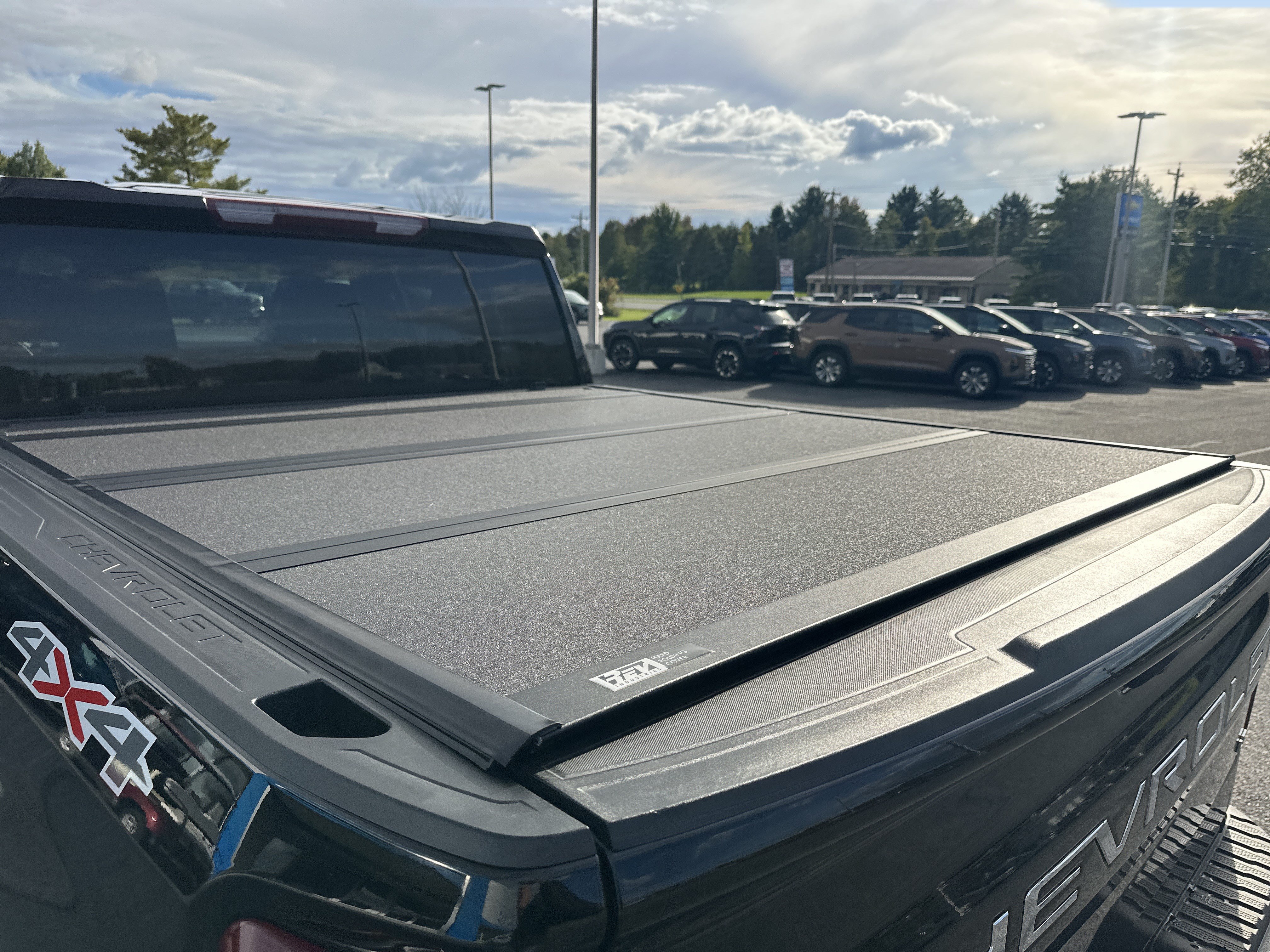 Certified 2024 Chevrolet Silverado 1500 LT AWD/4WD image 9