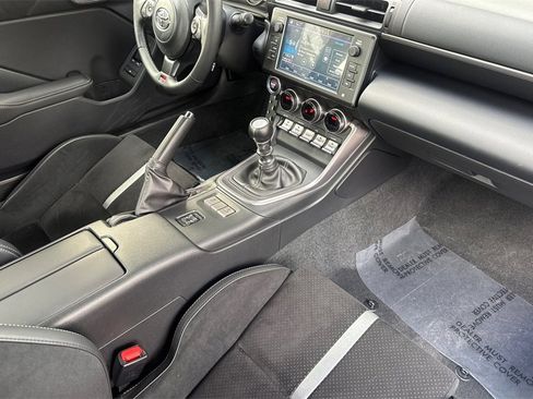 Certified 2025 Toyota GR86 Premium image 14