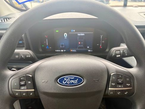 Used 2025 Ford Maverick XLT FWD image 14