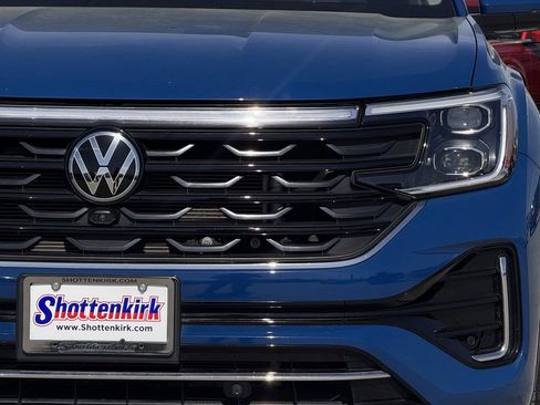Used 2025 Volkswagen Atlas SEL Premium R-Line AWD/4WD image 8