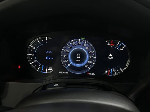 Used 2020 Cadillac Escalade ESV Premium Luxury image 23