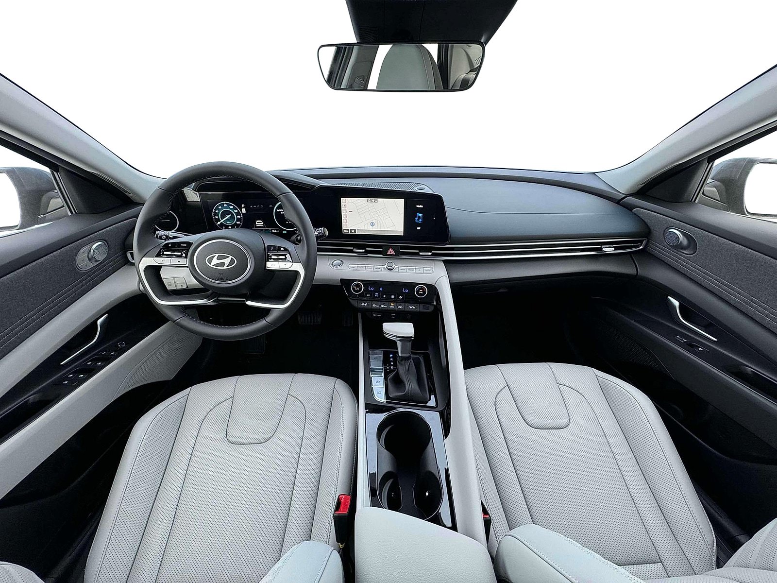 Used 2025 Hyundai Elantra Limited FWD image 14