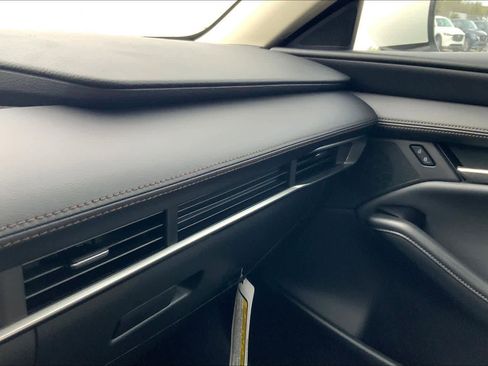 New 2026 MAZDA MAZDA3 2.5 S Preferred image 17