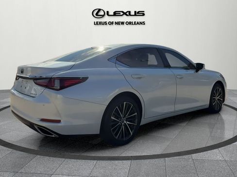 Used 2023 Lexus ES 350 w/ Premium Package image 7