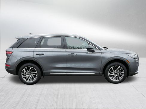 Used 2022 Lincoln Corsair AWD w/ Equipment Group 101A image 8