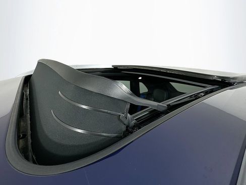 New 2025 Porsche Macan S image 14