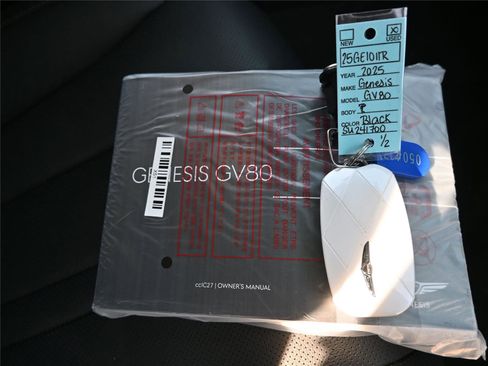 Used 2025 Genesis GV80 2.5T Select image 31