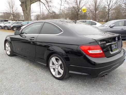 Used 2015 Mercedes-Benz C 250 Coupe image 3