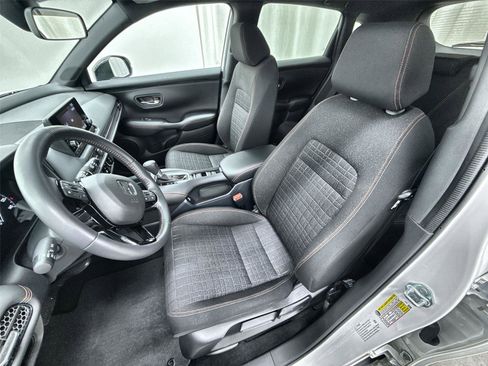 Certified 2023 Honda HR-V Sport image 18