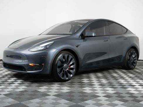 Used 2022 Tesla Model Y Performance image 1