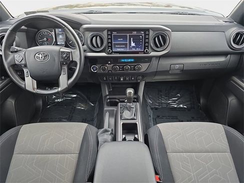 Used 2023 Toyota Tacoma TRD Off-Road image 10