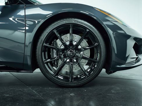 New 2025 Lotus Emira image 6