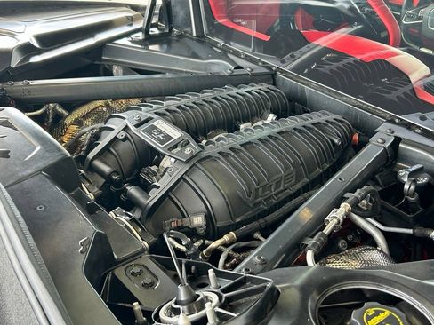 Used 2024 Chevrolet Corvette Z06 w/ Z07 Performance Package RWD image 29