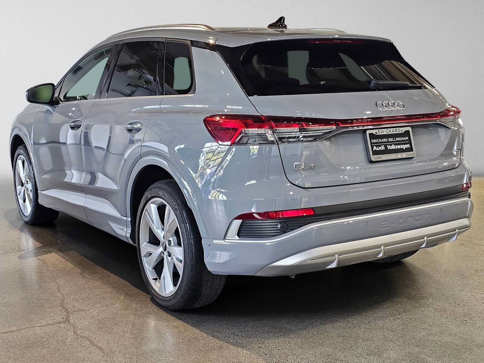 Used 2023 Audi Q4 e-tron Prestige w/ 20" Wheel Package AWD/4WD image 5