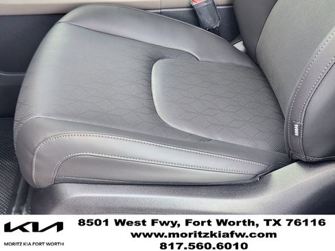 New 2026 Kia Carnival EX FWD image 17