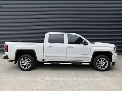 Used 2017 GMC Sierra 1500 Denali AWD/4WD image 10
